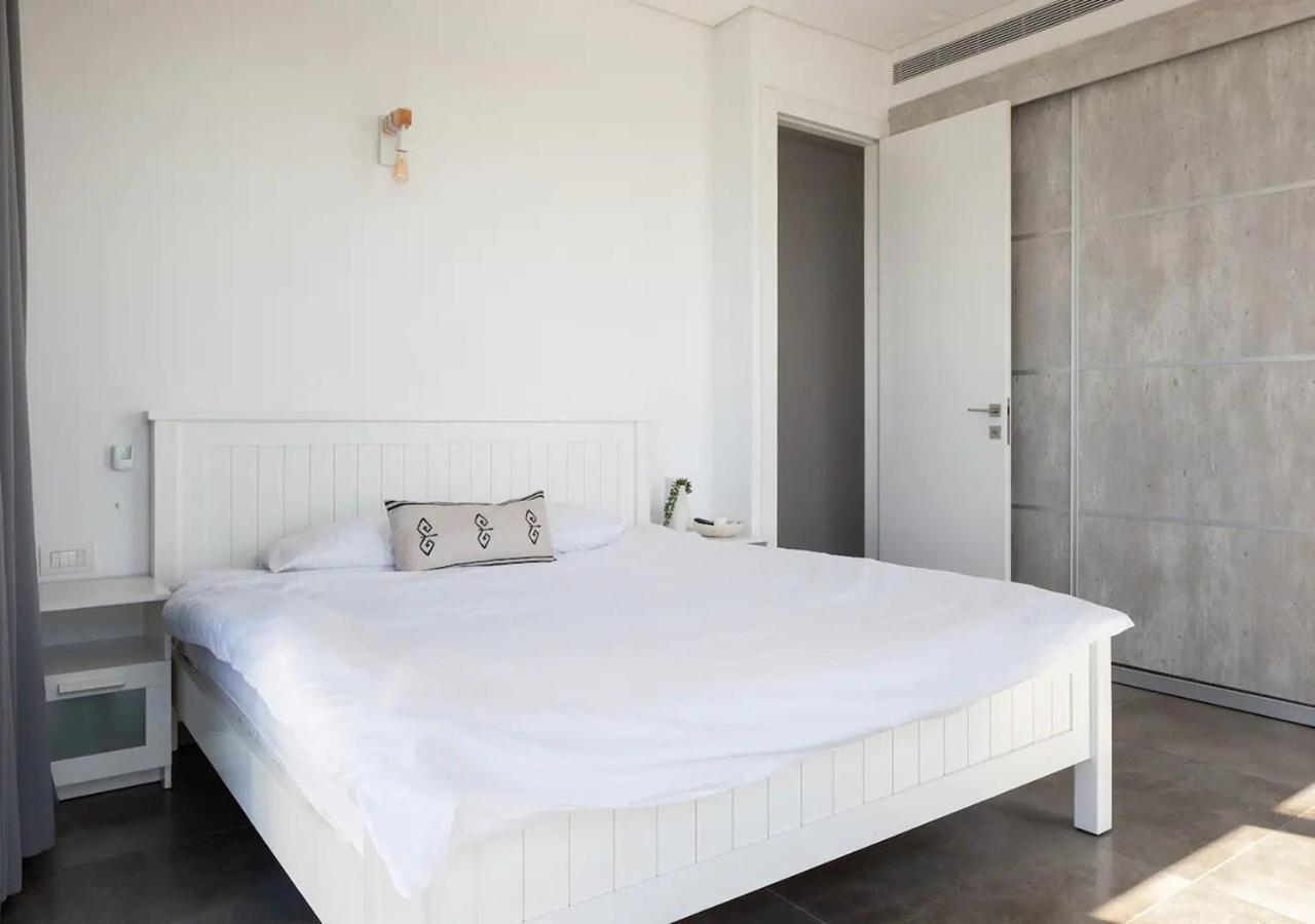 Oַ&O Group- Luxury Penthouse Jacuzzi Sea 36 Floor Appartement Bat Yam Buitenkant foto