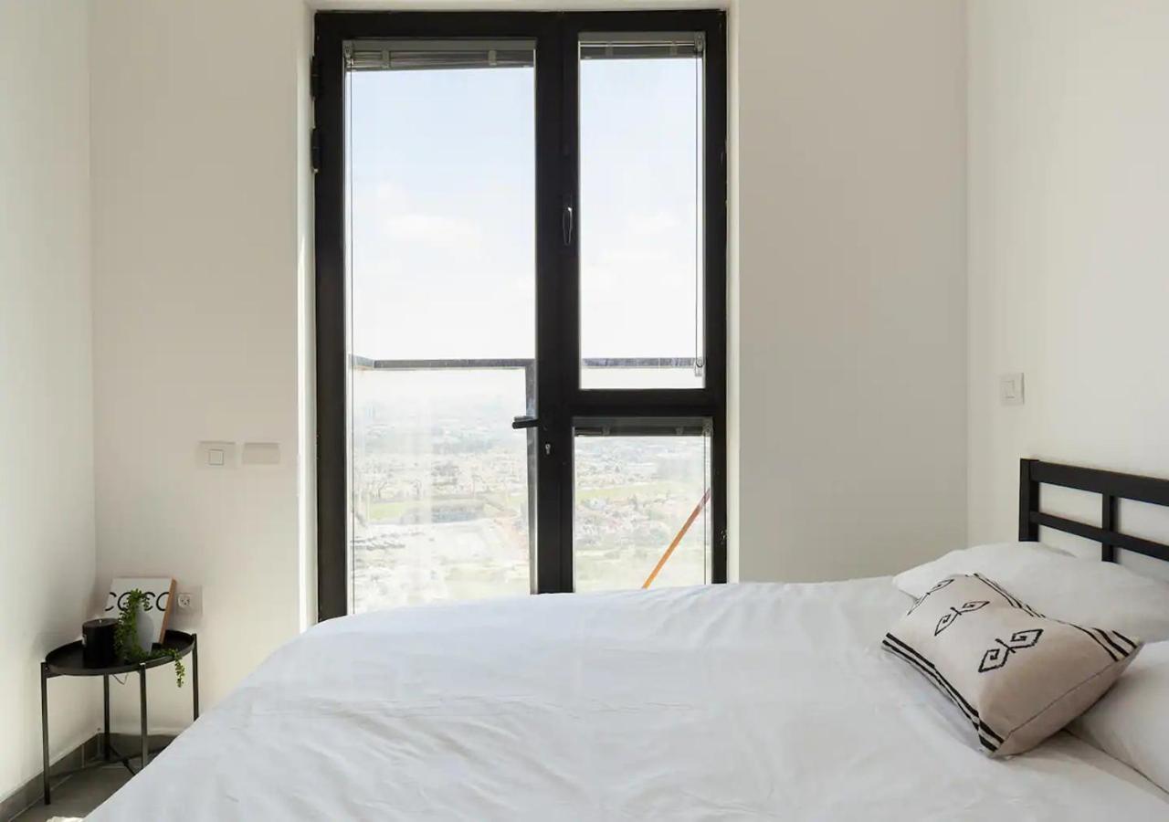 Oַ&O Group- Luxury Penthouse Jacuzzi Sea 36 Floor Appartement Bat Yam Buitenkant foto